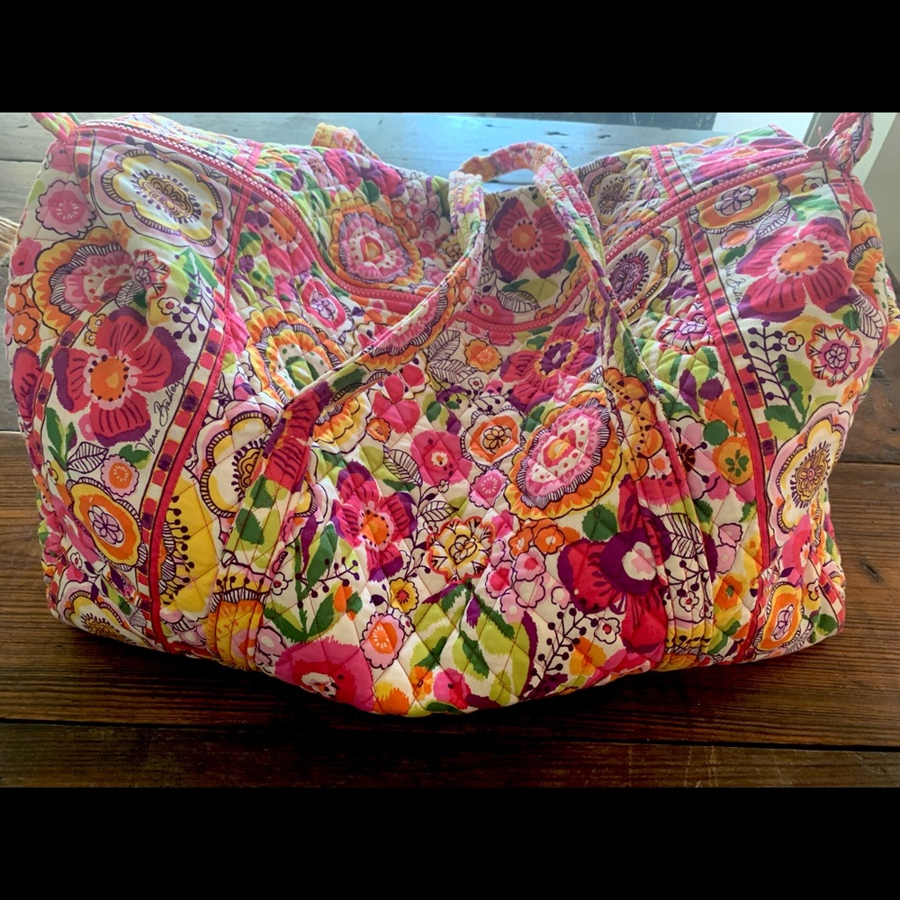 Vera Bradley Large Duffle-Clementine Pattern